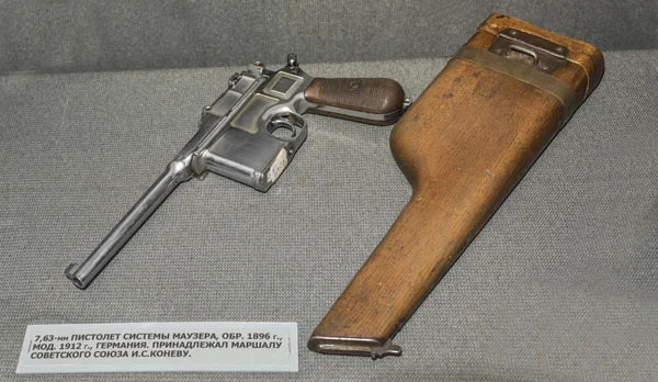 7.63-mm pistolet Mauser własnością Związku Radzieckiego marszałka Konev — Zdjęcie stockowe