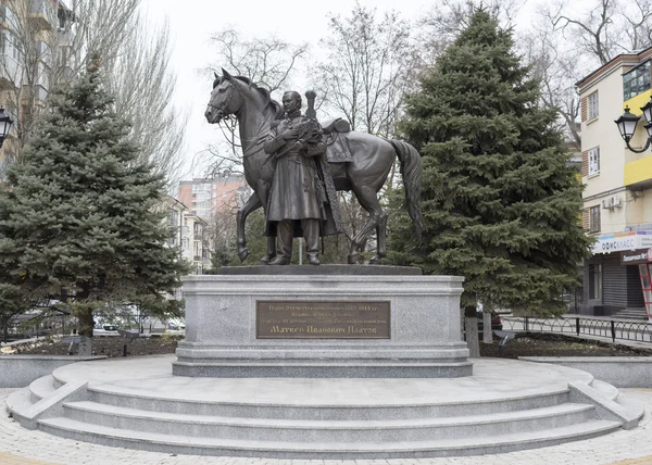 Monument to Hero of the Patriotic War of 1812-1814 M.I.Platov — Stock Photo, Image
