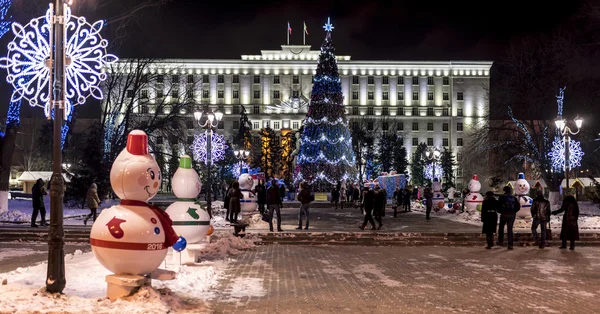 Christmas festivities in the regional administration building on — Stock Photo, Image