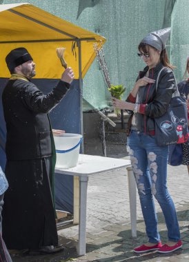  On Palm Sunday people are recruited into the church to the prie