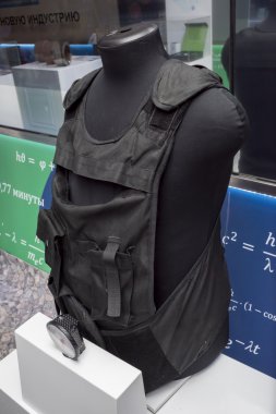  Nanostructured seramik kurşun geçirmez yelek  