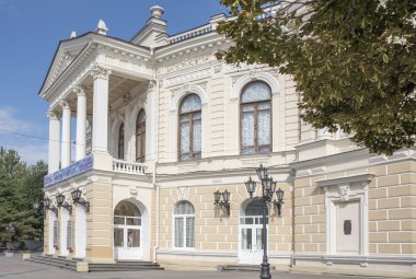  2016: akademik gençlik tiyatro; Nikolai Durbach mimar; 1899
