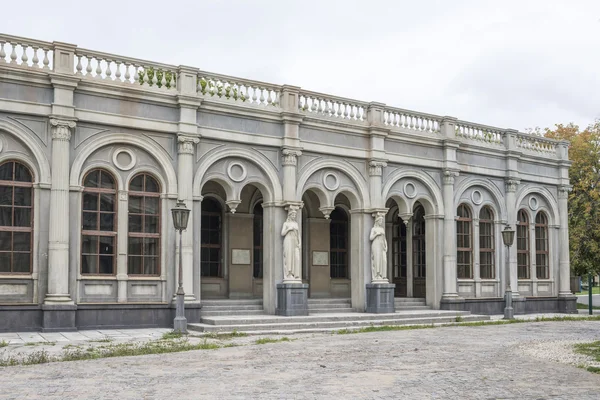 Les rues de la ville inhabitable abandonnée — Photo