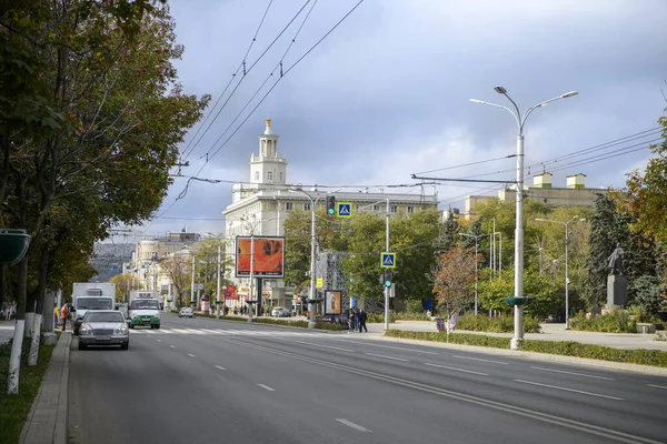 Rostov Don Rosja Październik 2020 Jesień Nadeszła Miasta Piesi Pojazdy — Zdjęcie stockowe