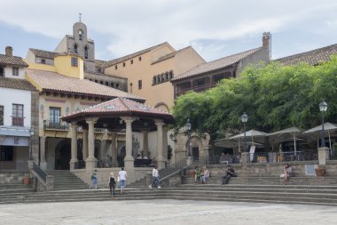  Turist İspanyolca Köyü ziyaret 