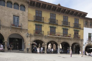  Turist İspanyolca Köyü ziyaret 