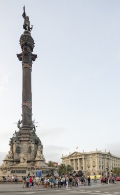  Columbus Anıtı ziyaret turistler  