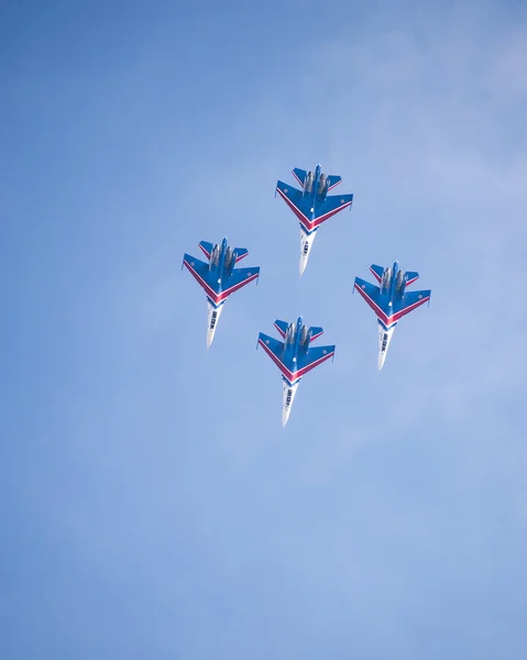 Aerobatic team "Russian Knights" on the Su-27 — Stock Photo, Image