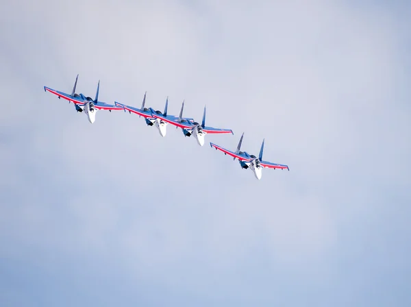 Aerobatic team "Russian Knights" on the Su-27 — Stock Photo, Image