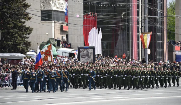 Parade zum 70. Jahrestag des Sieges am 9. Mai — Stockfoto
