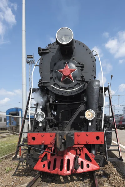 Die Lokomotive des letzten Jahrhunderts unter Dampf — Stockfoto