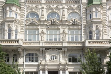 1915 yılında inşa edilmiş eski bina