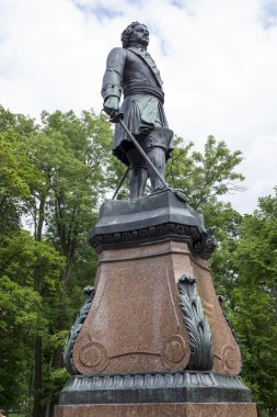 Monument to the founder of Kronstadt Peter 1