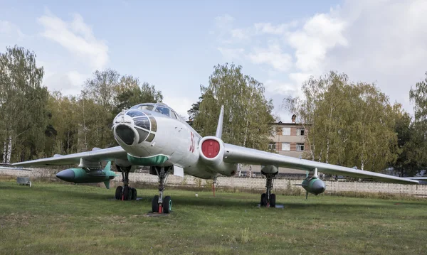 Tu-16 k, 첫번째 소련 장거리 스윕-날개 제트 미사일 ca — 스톡 사진