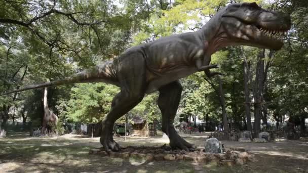 Tyrannosaurus Tyrannosaurus (The Late Mretaceous Period) ) — стоковое видео