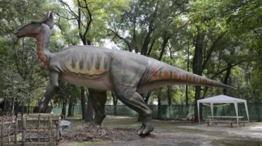 Tyrannosaurus Tyrannosaurus (geç Kretase dönemi) (geç Kretase dönemi)