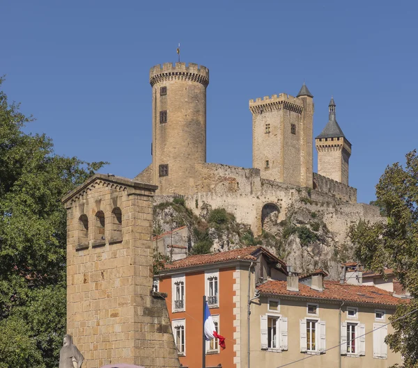 La fortezza nel sud della Francia, sulla strada da Andorra — Foto Stock