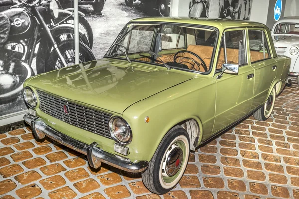VAZ-2101 ("kopeck", release 1970-1988) is compact sedan car — Stock Photo, Image