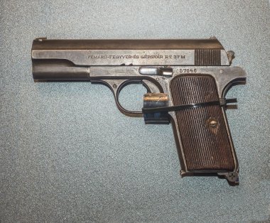 9mm silah Frommer örnek sistem 1937 (Macaristan)