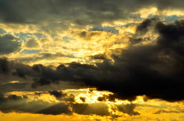 Clouded sky at sunset — Stock Photo, Image