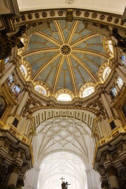 Temmuz 2024 'te Granada Katedrali Kubbesi.