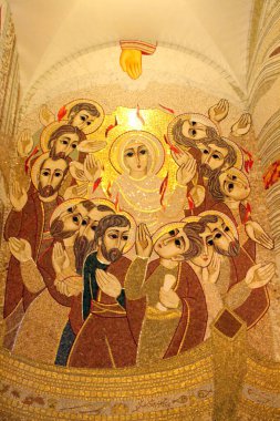 Manresa 'daki Aziz Ignatius Kilisesi' nin duvarındaki mozaikler Temmuz 2024 'te çekildi..