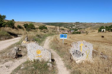 Temmuz 2024 'te İglesia de la Inmaculada Concepcion ile birlikte Hontanas' a giriyoruz.