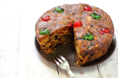 taze meyveli kek ahşap arka plan üzerinde