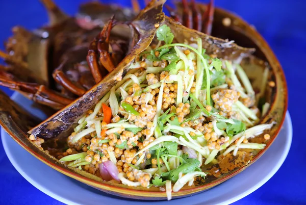Thaïlande Alimentation - Salade d'oeufs de crabe en fer à cheval épicé — Photo