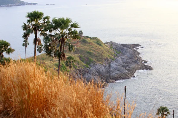 Phuket Tayland cape promthep günbatımı yataydan — Stok fotoğraf