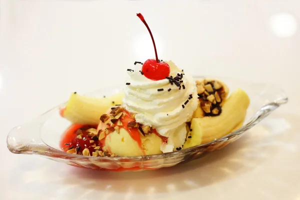 Banana Boat Stok Foto Banana Boat Gambar Bebas Royalti Depositphotos