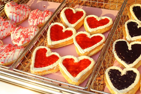 Birçok kalp Donuts rulo — Stok fotoğraf