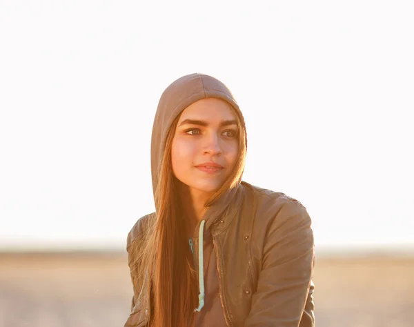 Portrait of beautiful girl — Stock Photo, Image