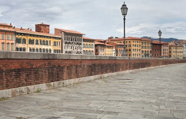 Pisa ciudad paisaje — Foto de Stock