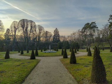 Wielkopolska bölgesindeki Lanscape Park 'ta Rogalin kalesi ve park