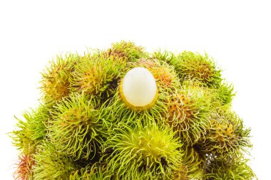 Taze ve olgun rambutans