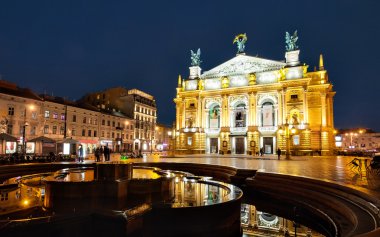 Lviv Opera Binası