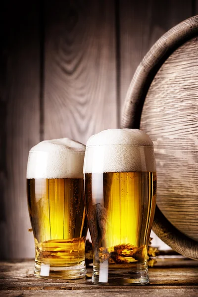 Two glass of light beer — Stock Photo, Image