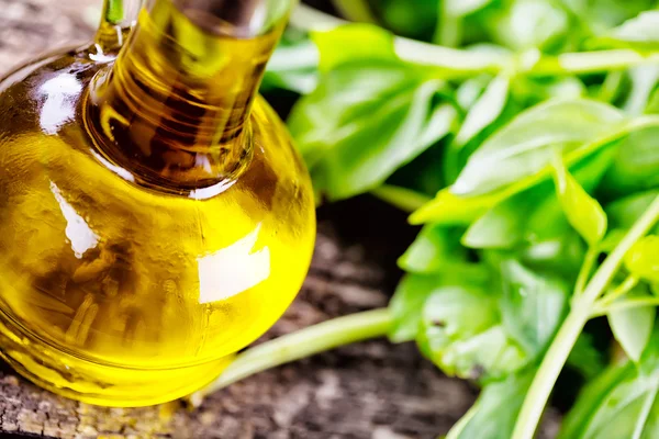 Detail of the bottle with sunflower oil — Stock Photo, Image