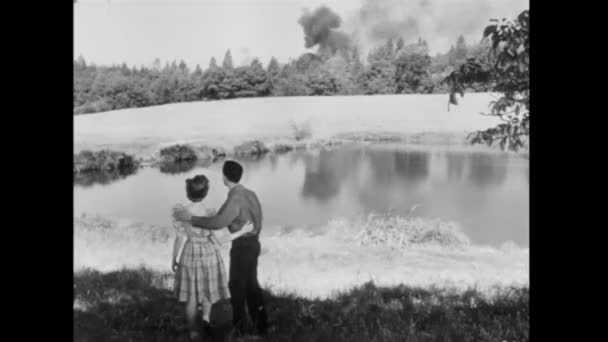 Couple watching forest fire — Stock Video