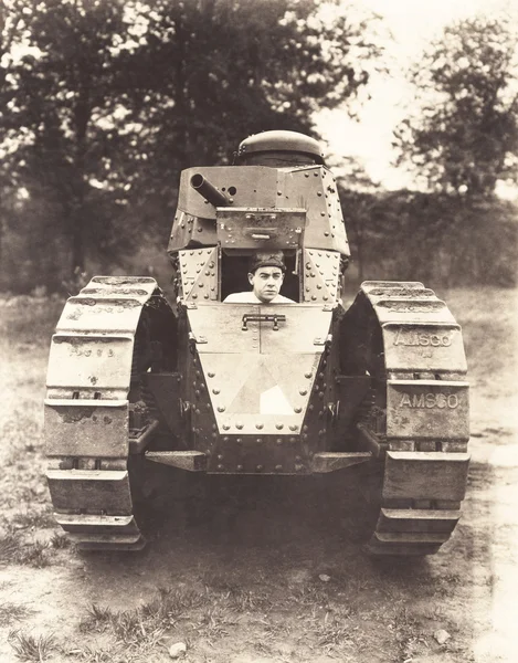 Man sitting in tank — Stock Photo, Image