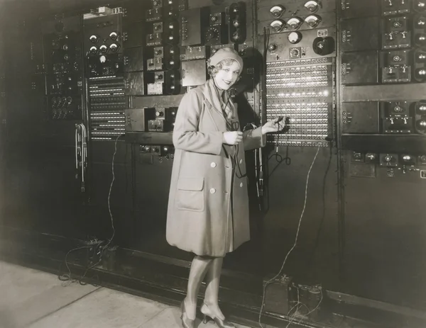 Sonido de monitoreo mujer — Foto de Stock