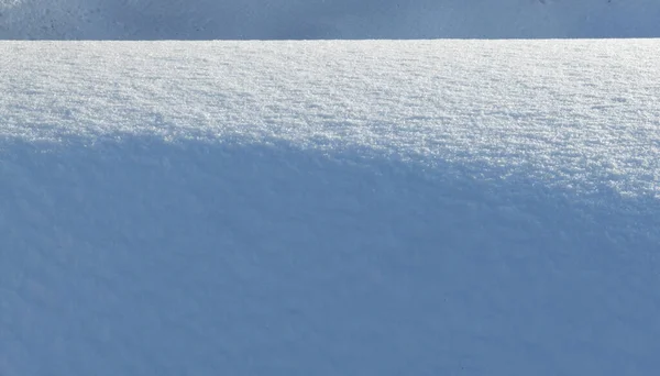 Bianco puro forme di neve intatte - sfondo per il vostro concetto — Foto Stock