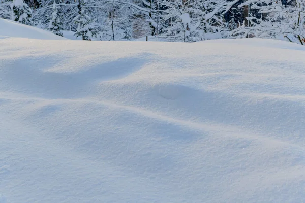 Ren vit orörd snö former - bakgrund för ditt koncept — Stockfoto