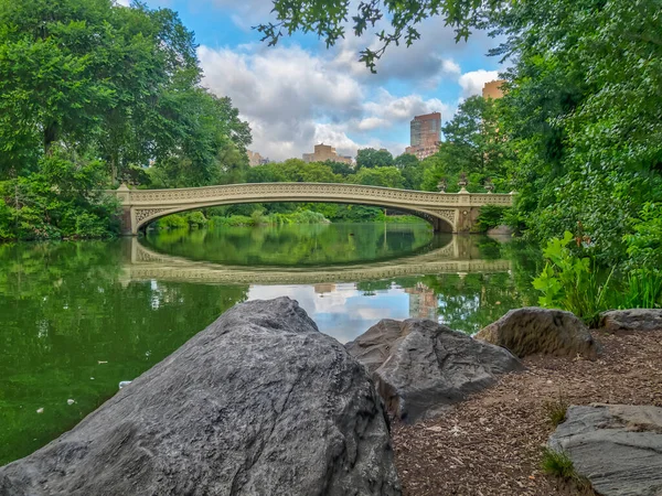 Puente Proa Central Park Nueva York Verano — Foto de Stock