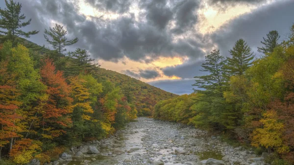 Autunno Fiume Swift Nel New Hampshire — Foto Stock