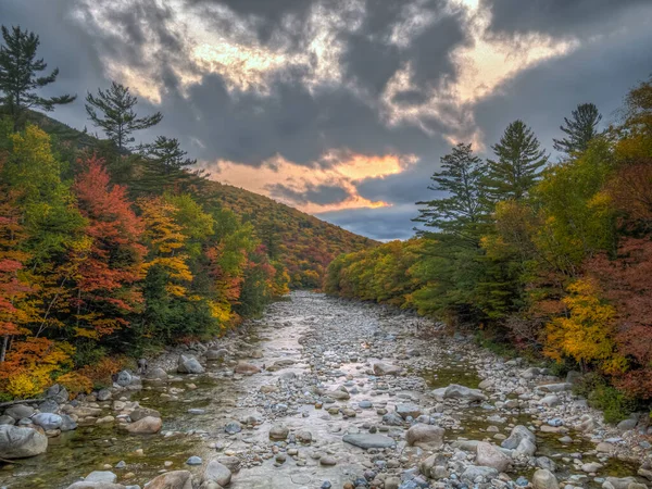 Autunno Fiume Swift Nel New Hampshire — Foto Stock