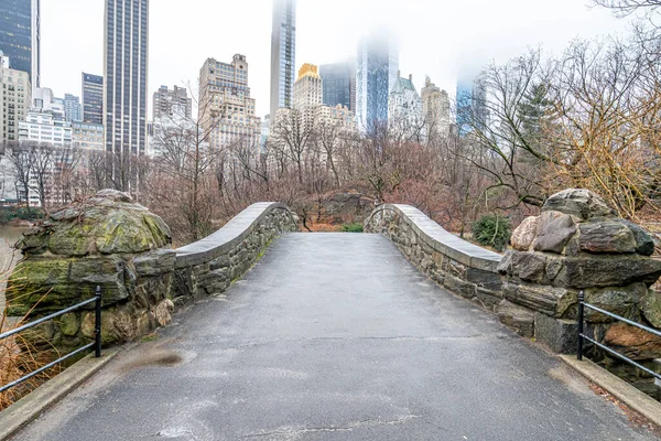 Gapstow Bridge Central Park Början Vintern — Stockfoto