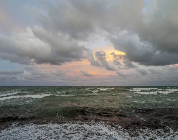 Mattina Presto Drammatico Cielo Largo Della Costa Del Golfo Della — Foto Stock