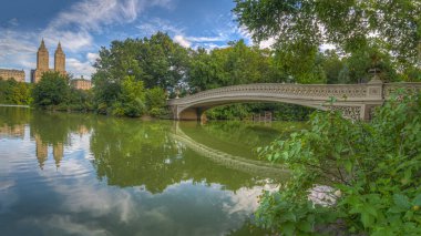 Bow Köprüsü, Central Park, New York Yazın sonlarında sabah erken saatlerde